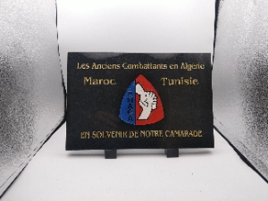 Plaque anciens combattants Algérie Maroc Tunisie granit noir
